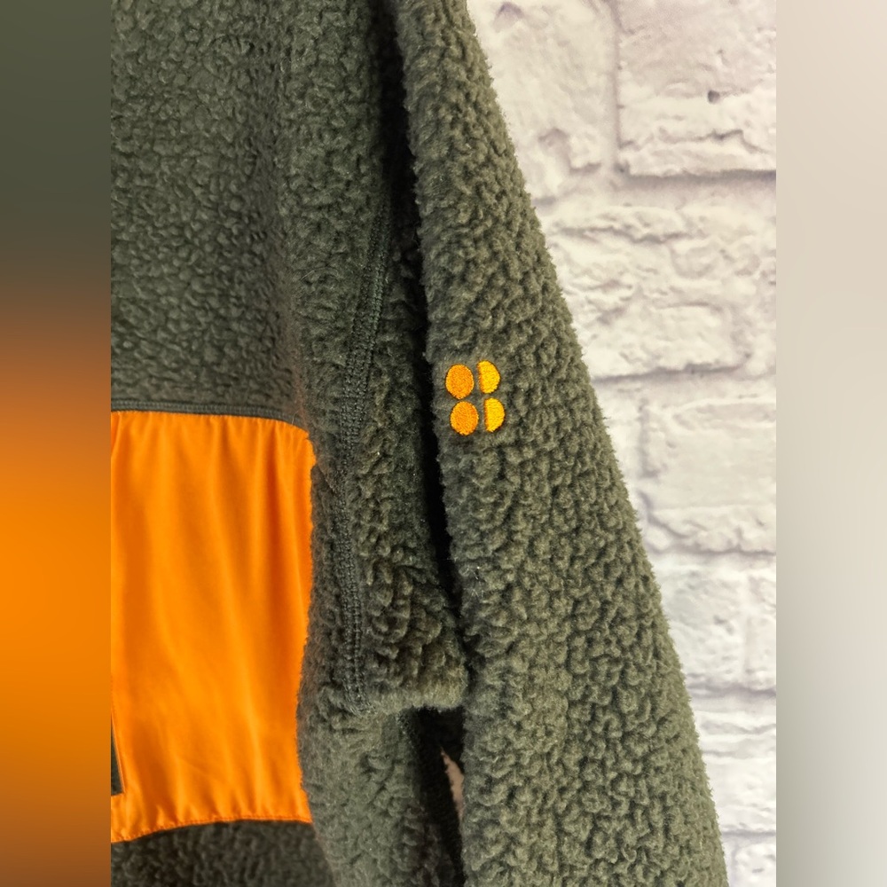 Sweaty Betty Olive and Orange Wanderer Sherpa Jacket - Picture 4 of 7